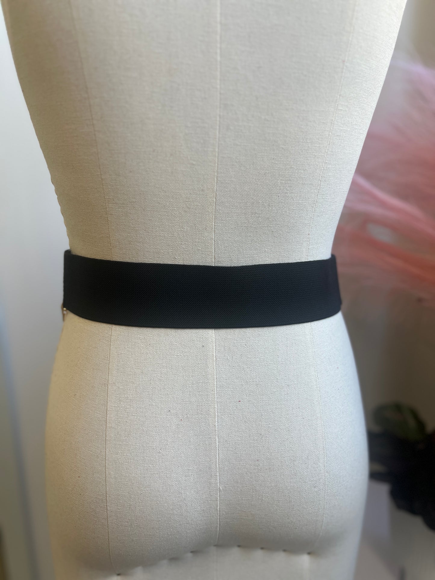 Gold Filigree Triple Chain Elastic Belt