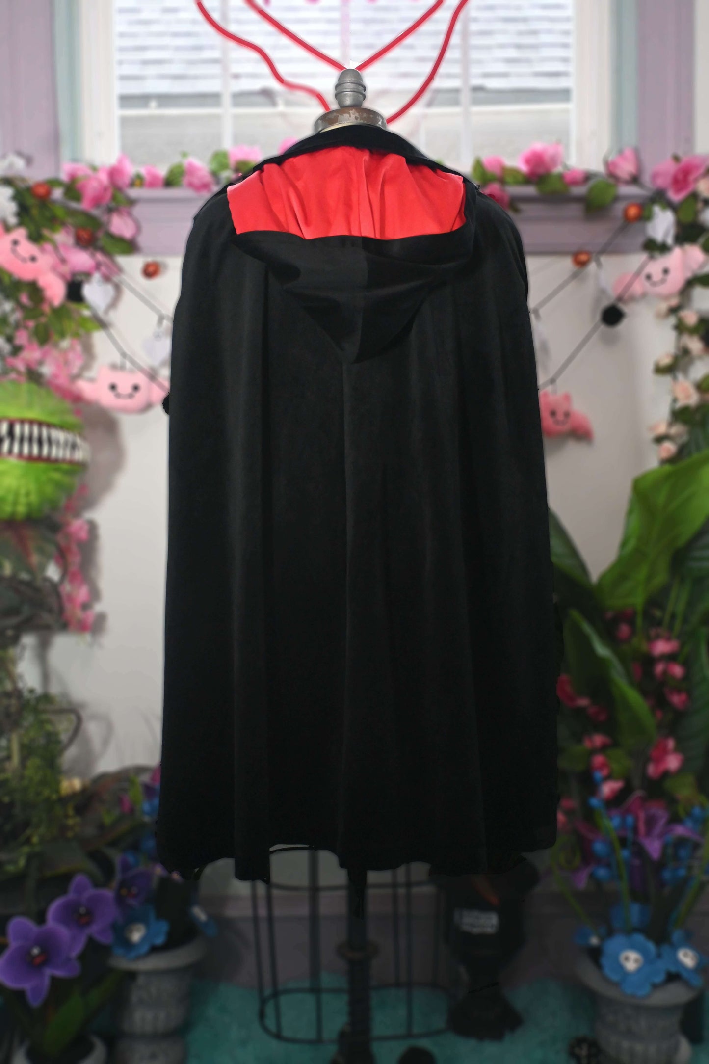 FLORENCE HOODED CAPE IN BLACK VELVET