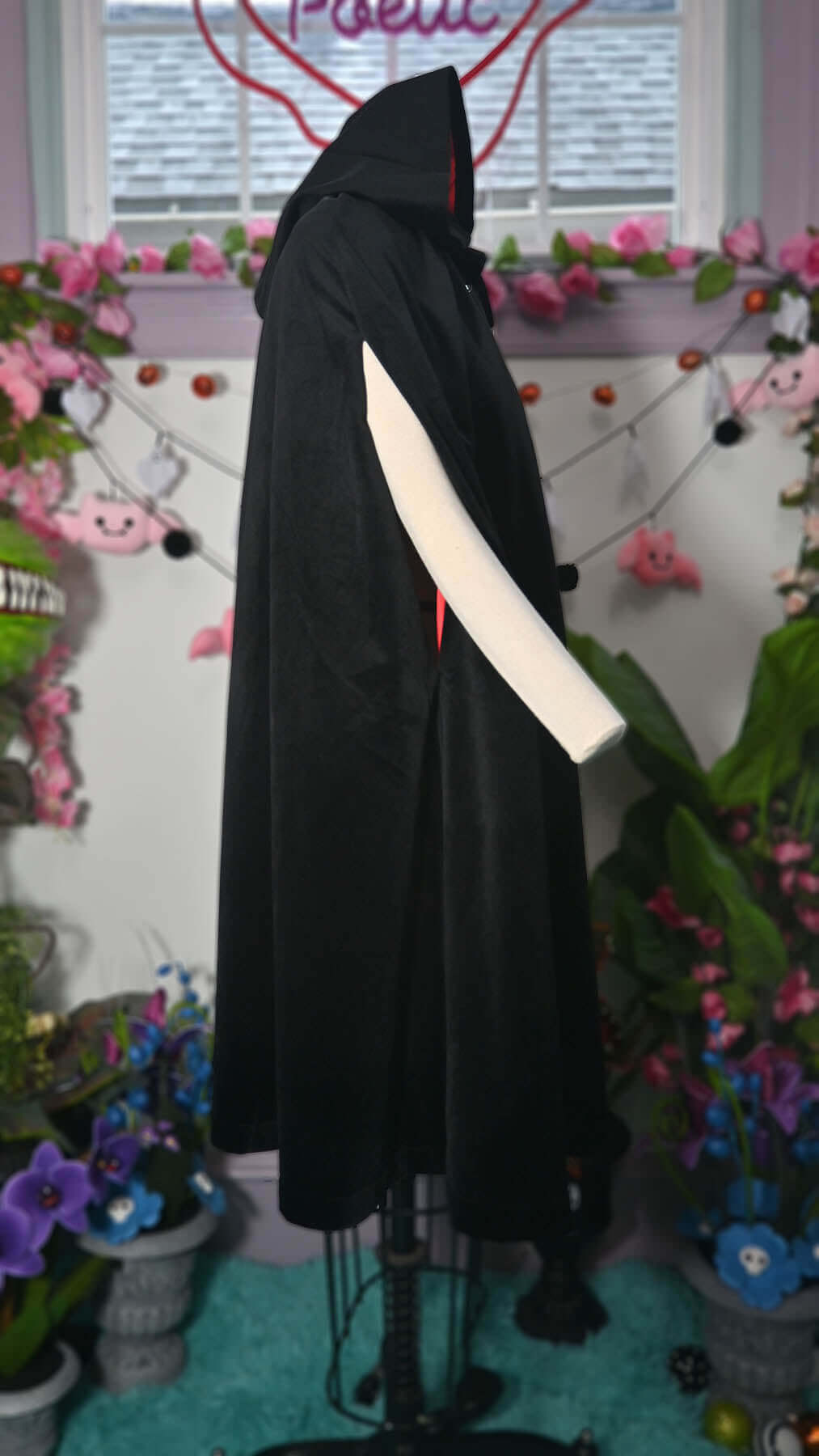 FLORENCE HOODED CAPE IN BLACK VELVET