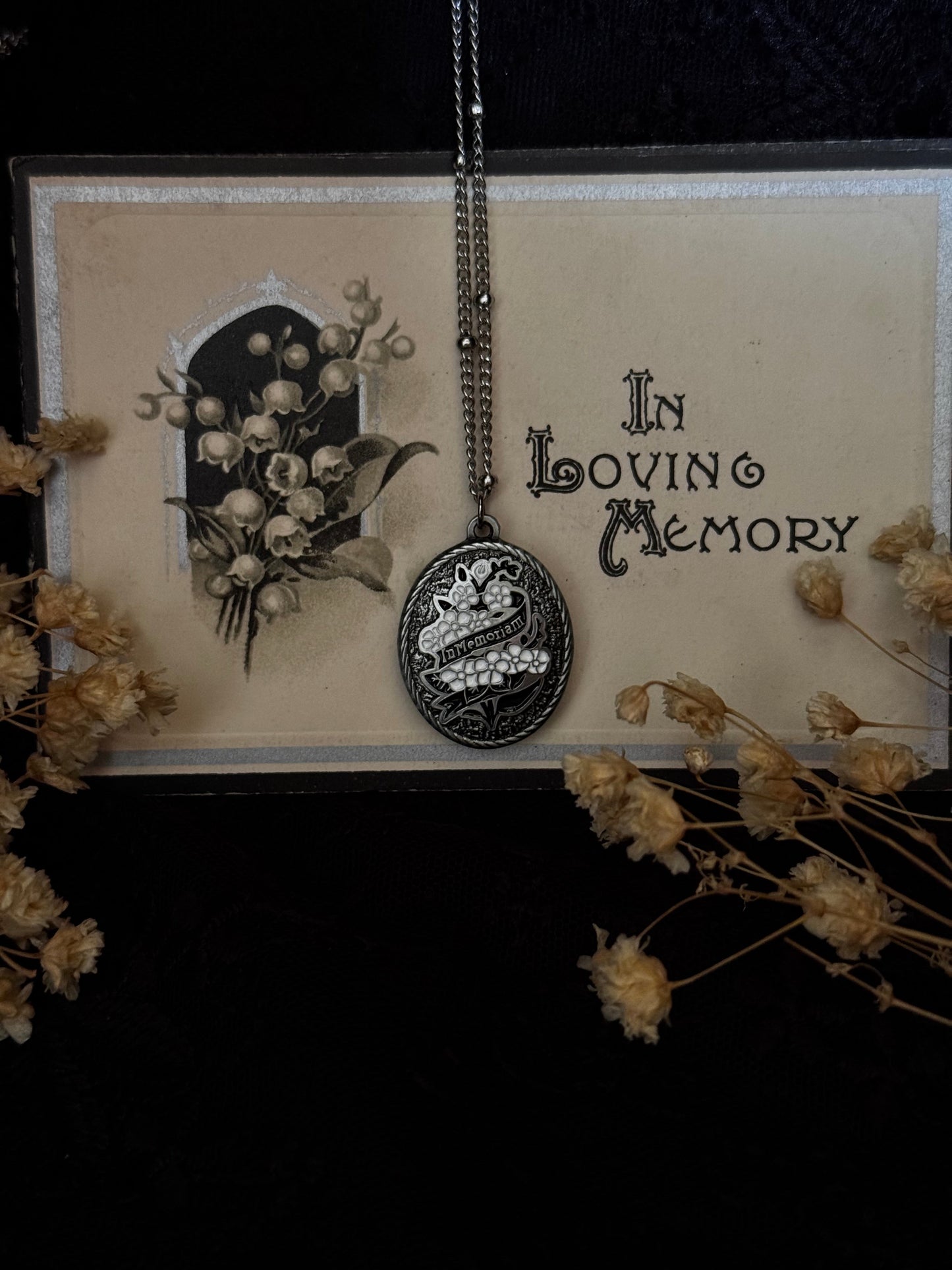In Memoriam necklace by Seance