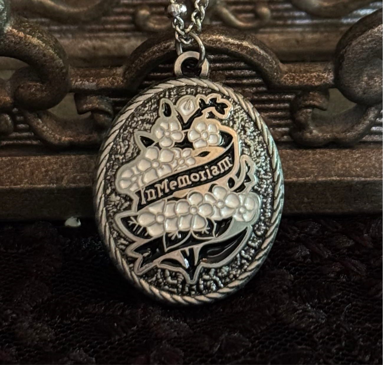 In Memoriam necklace by Seance