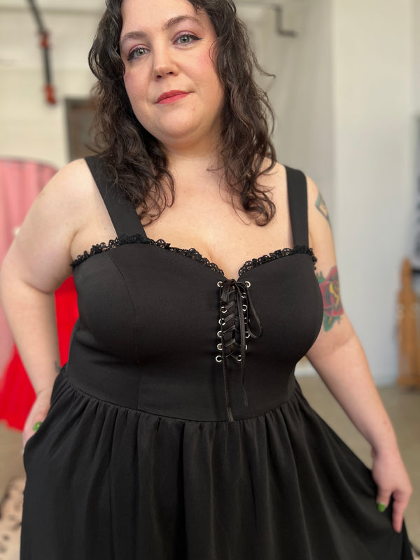 Heidi Swing Dress in Black