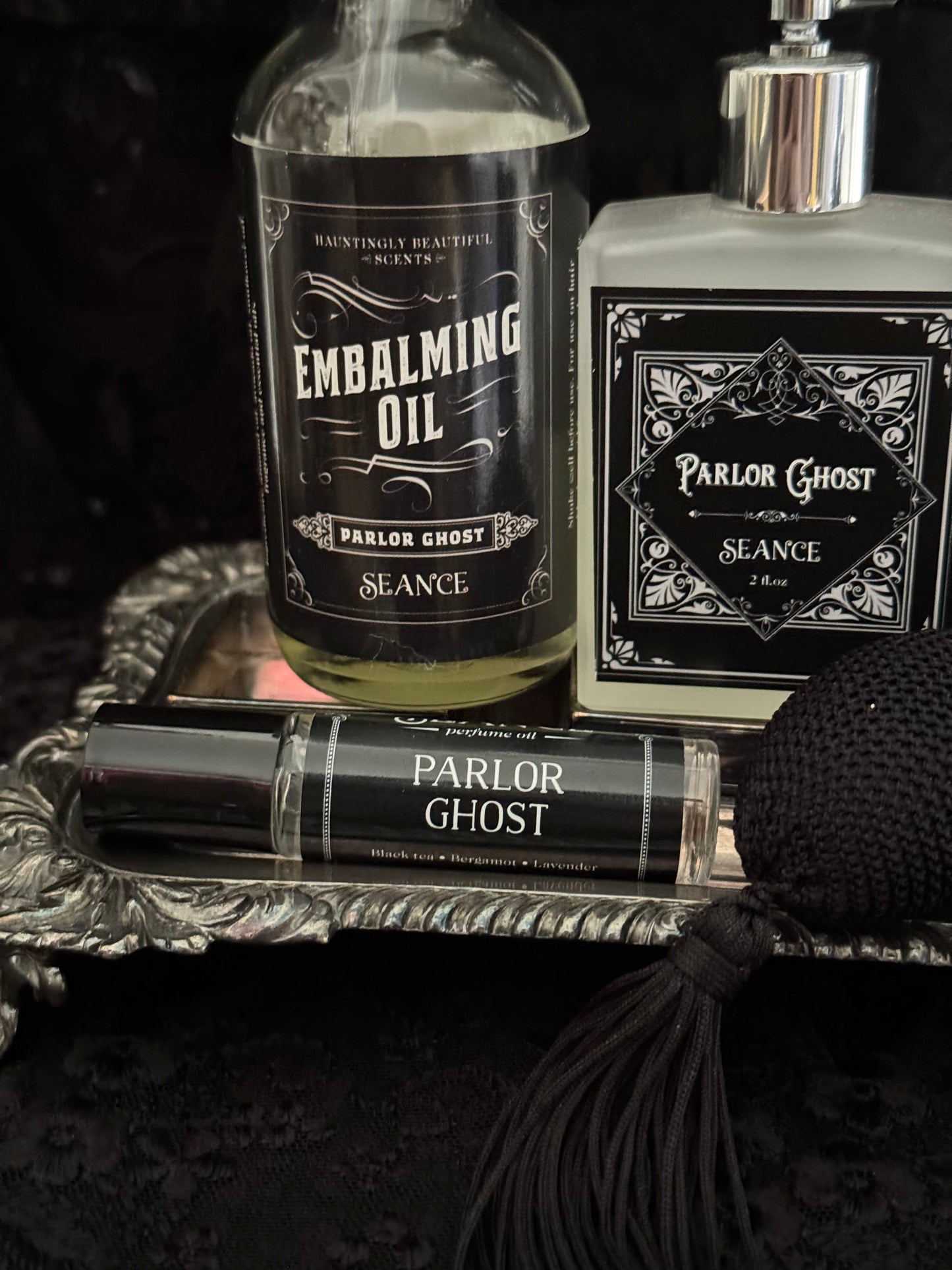 Parlor Ghost (bergamot, black tea, lavender) by Seance