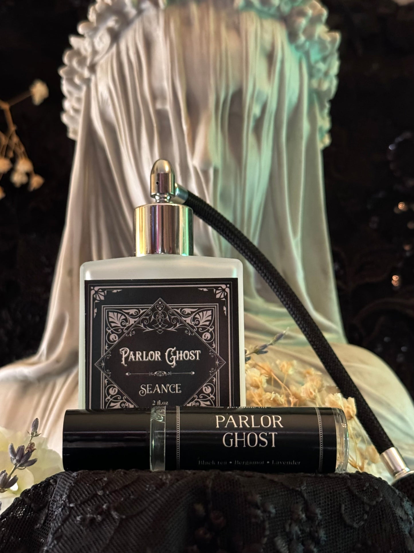 Parlor Ghost (bergamot, black tea, lavender) by Seance