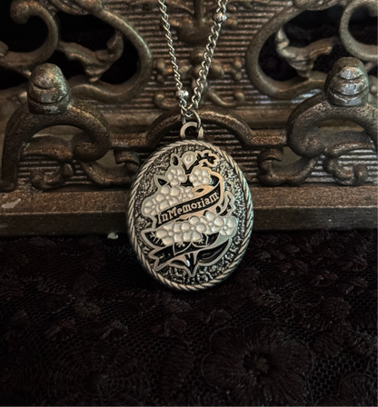 In Memoriam necklace by Seance