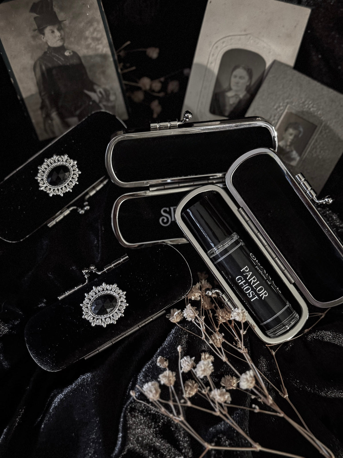 The Mourning Compact - perfume carry case by Seance
