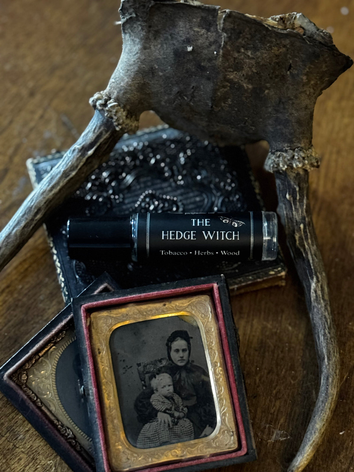The Hedge Witch- (sweet tobacco & herbs) by Seance