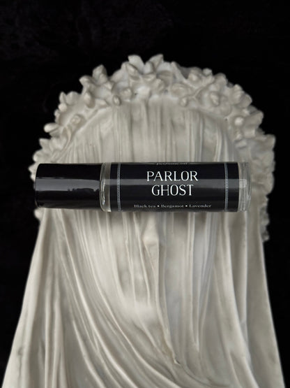 Parlor Ghost (bergamot, black tea, lavender) by Seance