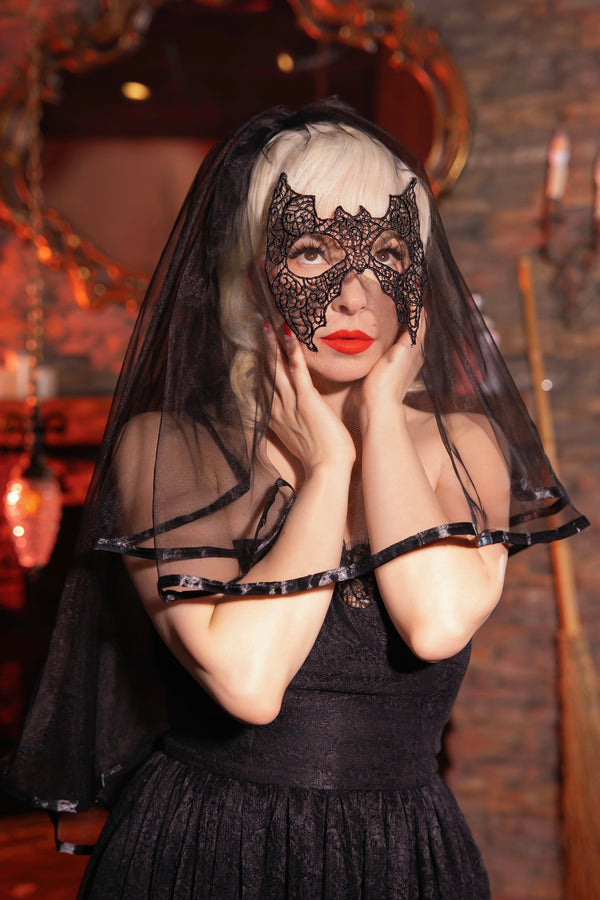 The Mask Veil by Weasel Wear