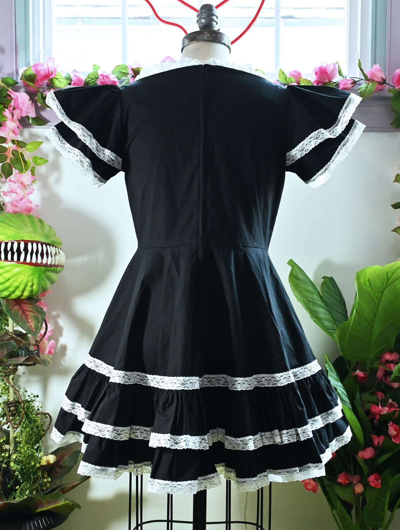 adelaide sweetheart black swing dress with white lace
