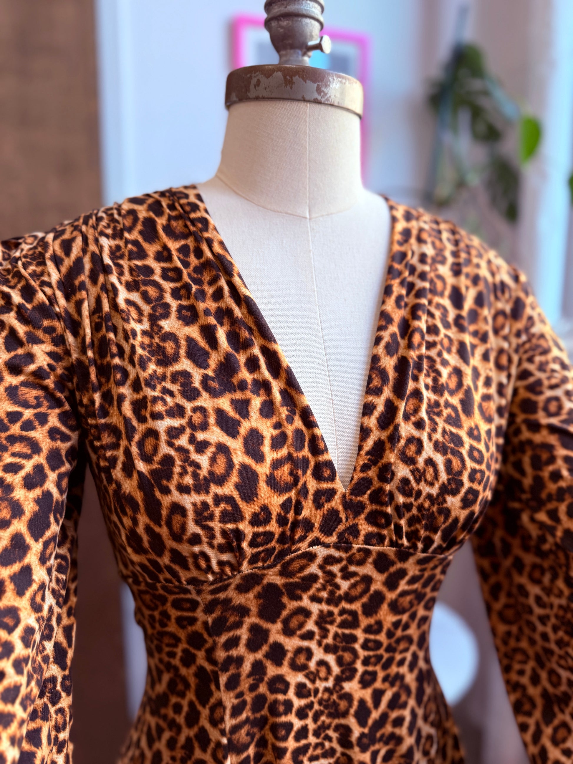 Raquel Maxi Dress with Bell Sleeves in Leopard Print Knit Xs