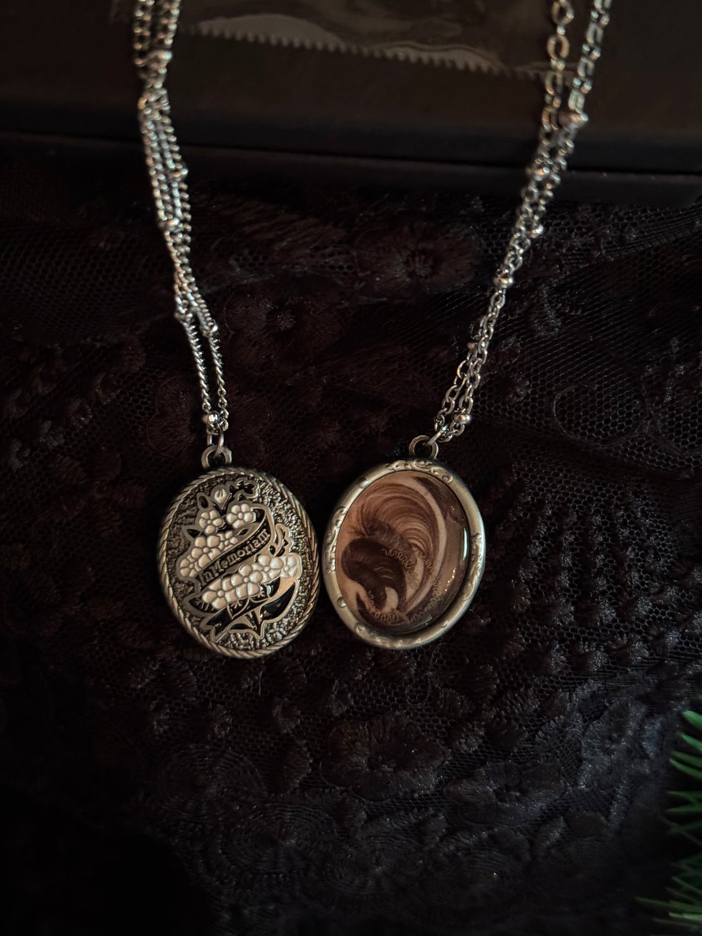 In Memoriam necklace by Seance