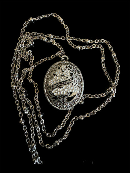 In Memoriam necklace by Seance