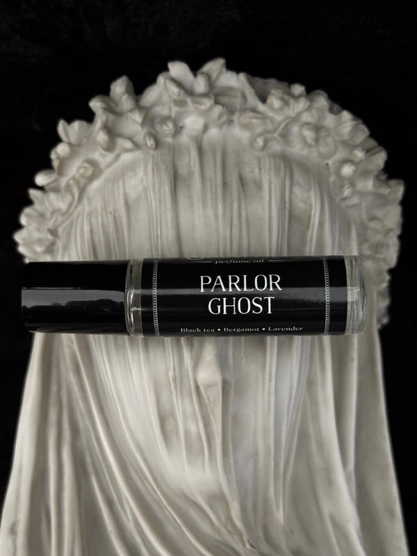 Parlor Ghost (bergamot, black tea, lavender) by Seance