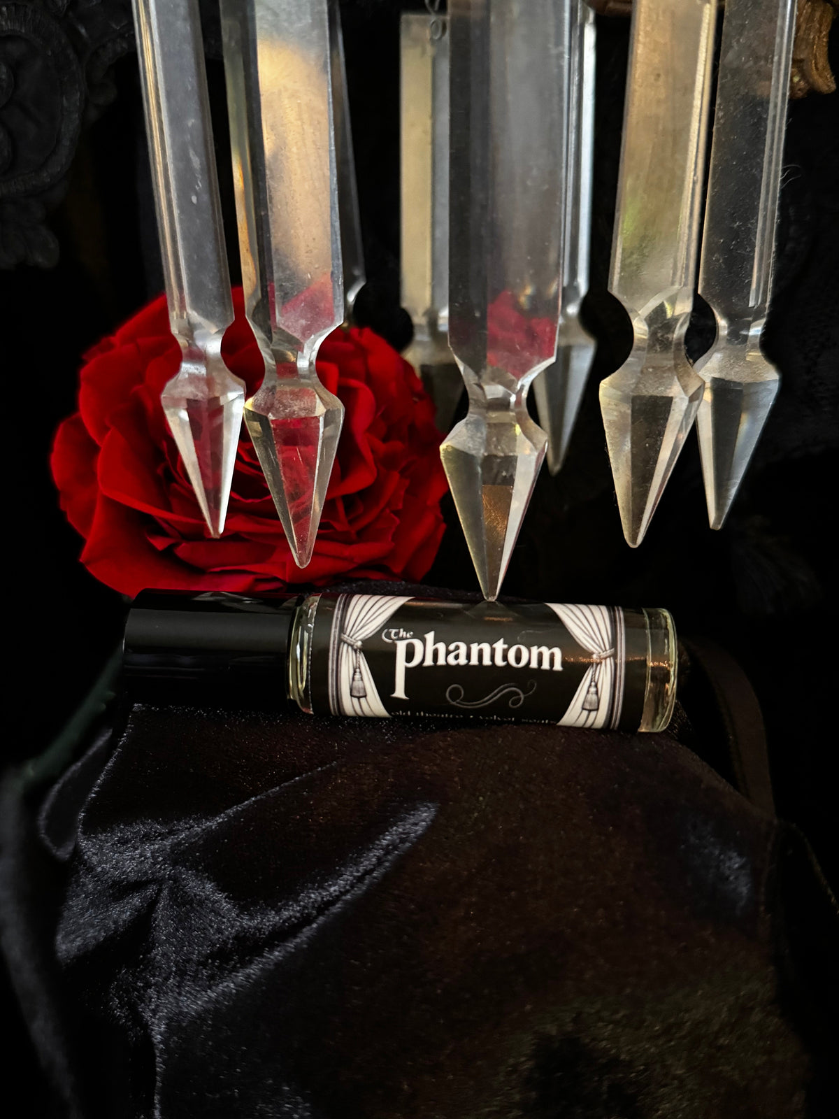 The Phantom- (rose, sandalwood, bourbon, velvet seats) by Seance
