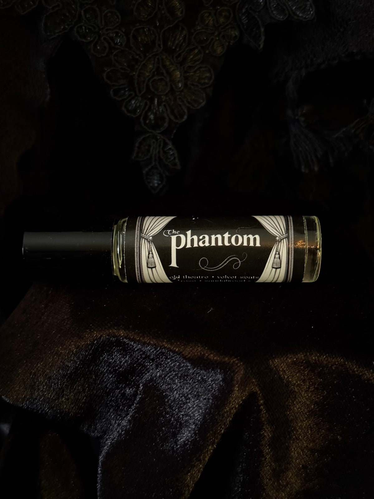 The Phantom- (rose, sandalwood, bourbon, velvet seats) by Seance