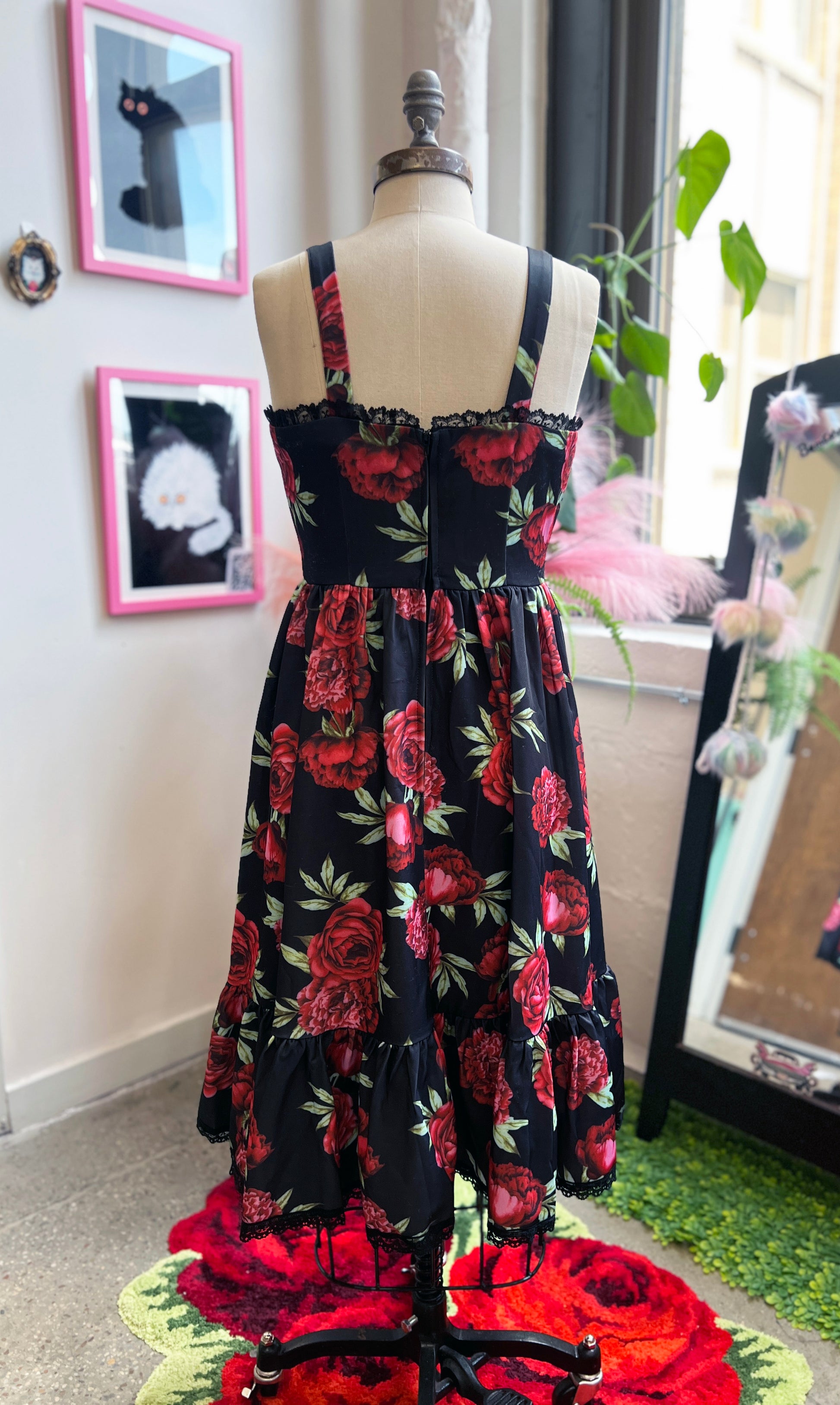 red floral swing dress Hell Bunny Plus Size Black & Red Floral Sweetheart Swing Dress 3X