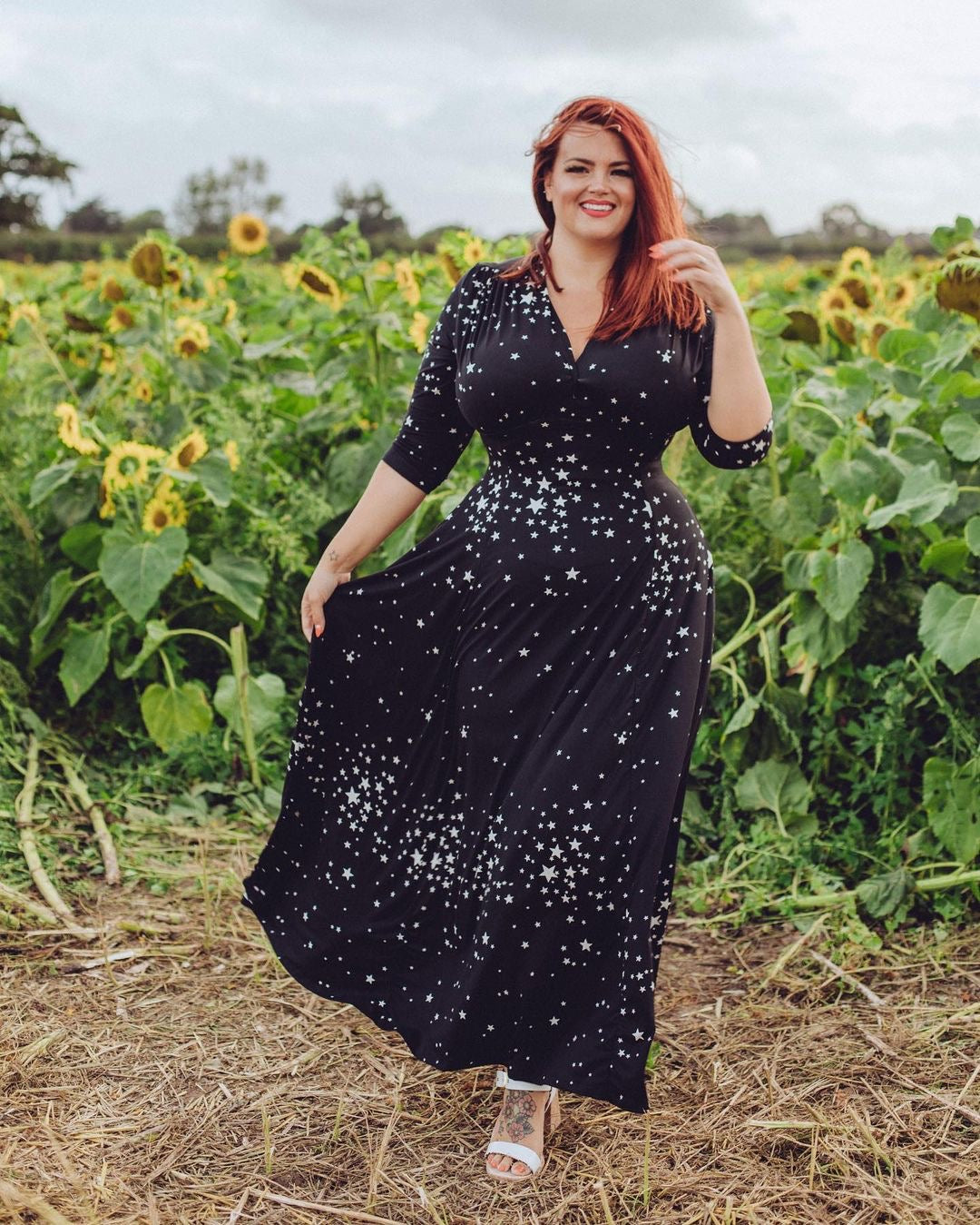 Raquel 3/4 Sleeve Black Maxi Star Clusters dress