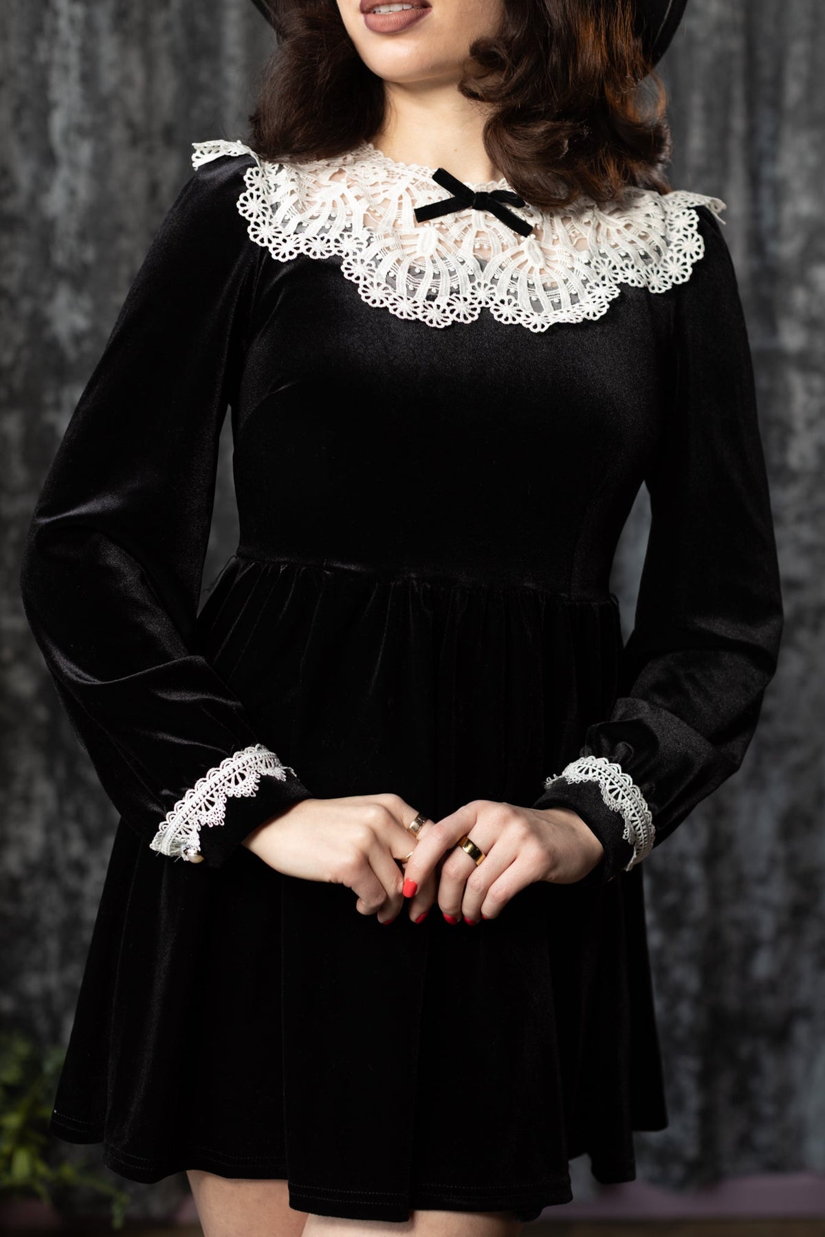ELORA - Velvet mini dress with collar - by Witchwood Bags