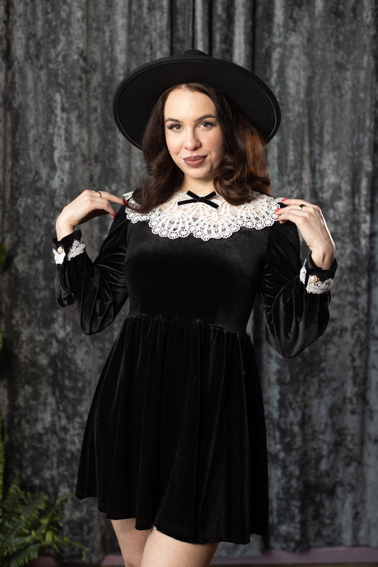 ELORA - Velvet mini dress with collar - by Witchwood Bags