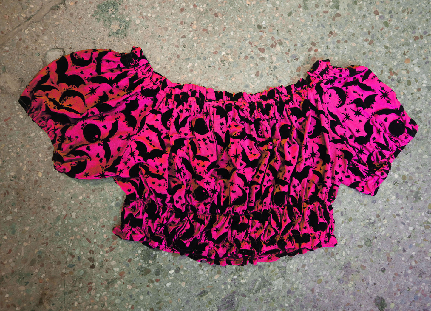 *PRE ORDER* QUEEN OF HALLOWEEN CROPPED MESH CUTIE PIE TOP