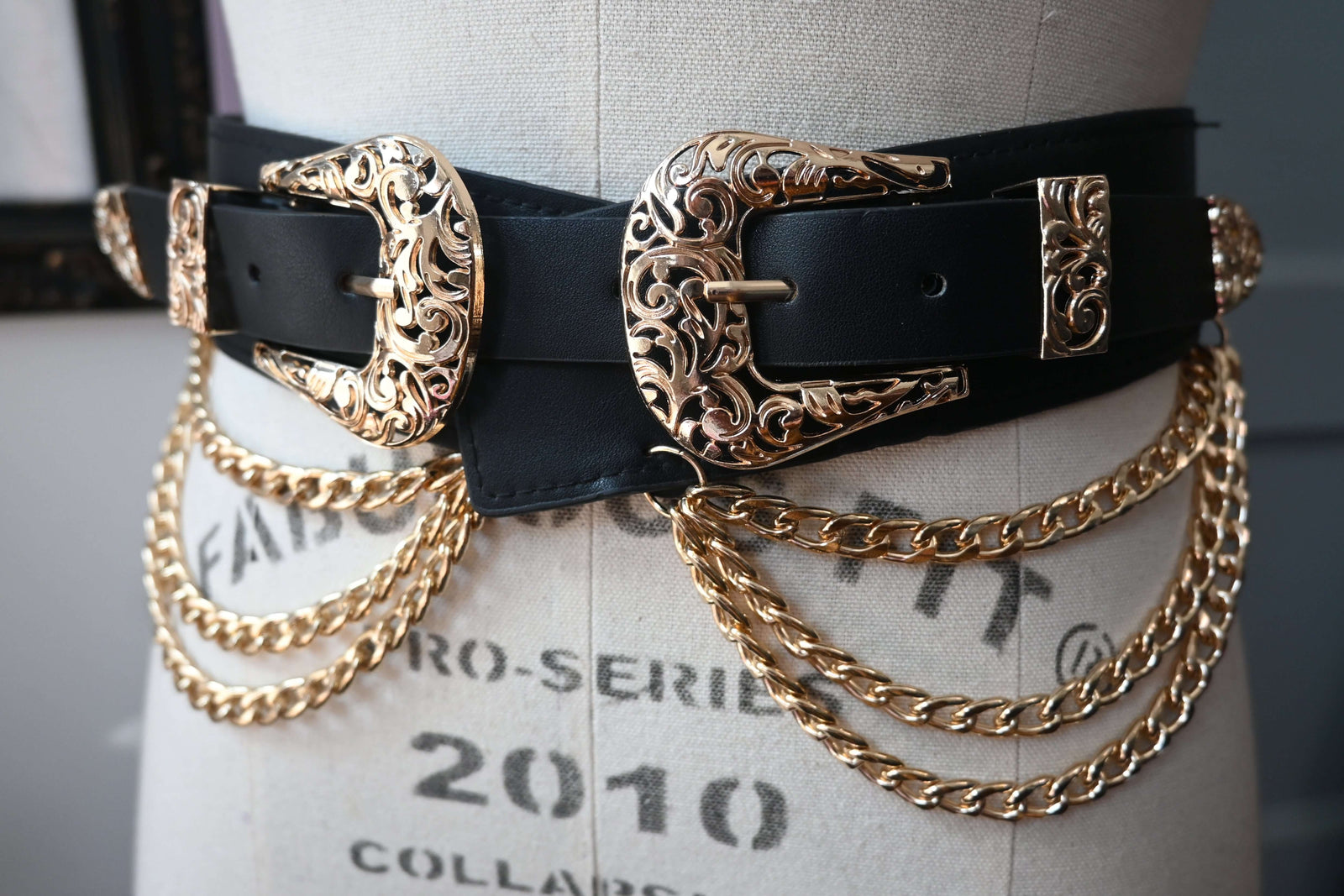 Elegant Black and Gold Leather Western Victorian Belt with Intricate Buckle Western Antique Gold Floral Engraved Buckle Genuine Full  main image 2