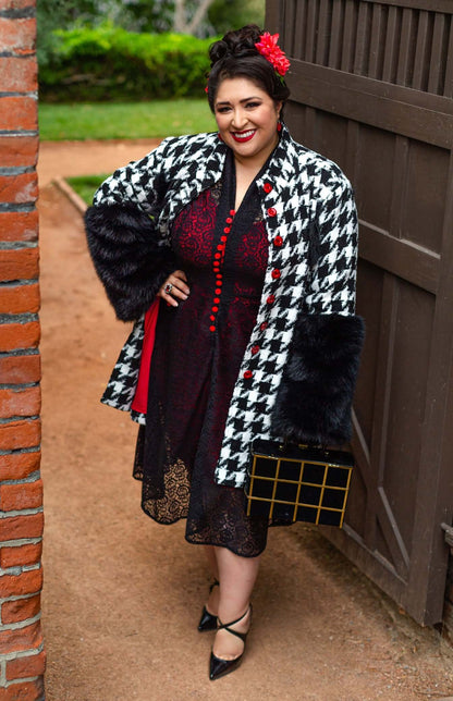 Marie Swing Coat in black/white Houndstooth