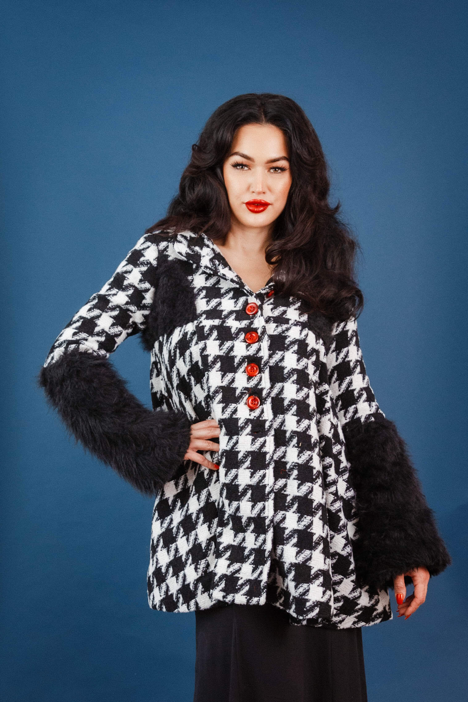 Houndstooth swing outlet coat